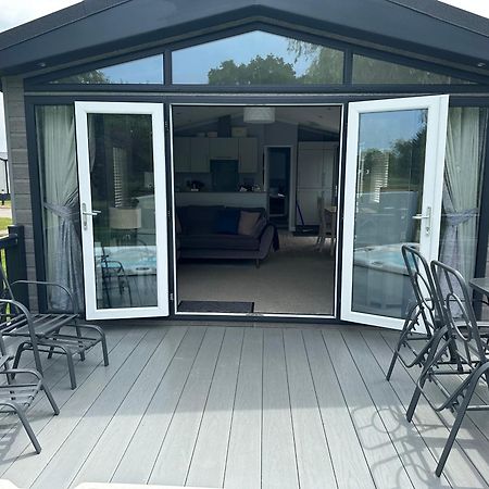 Orchard View Lodge وودهال سبا المظهر الخارجي الصورة