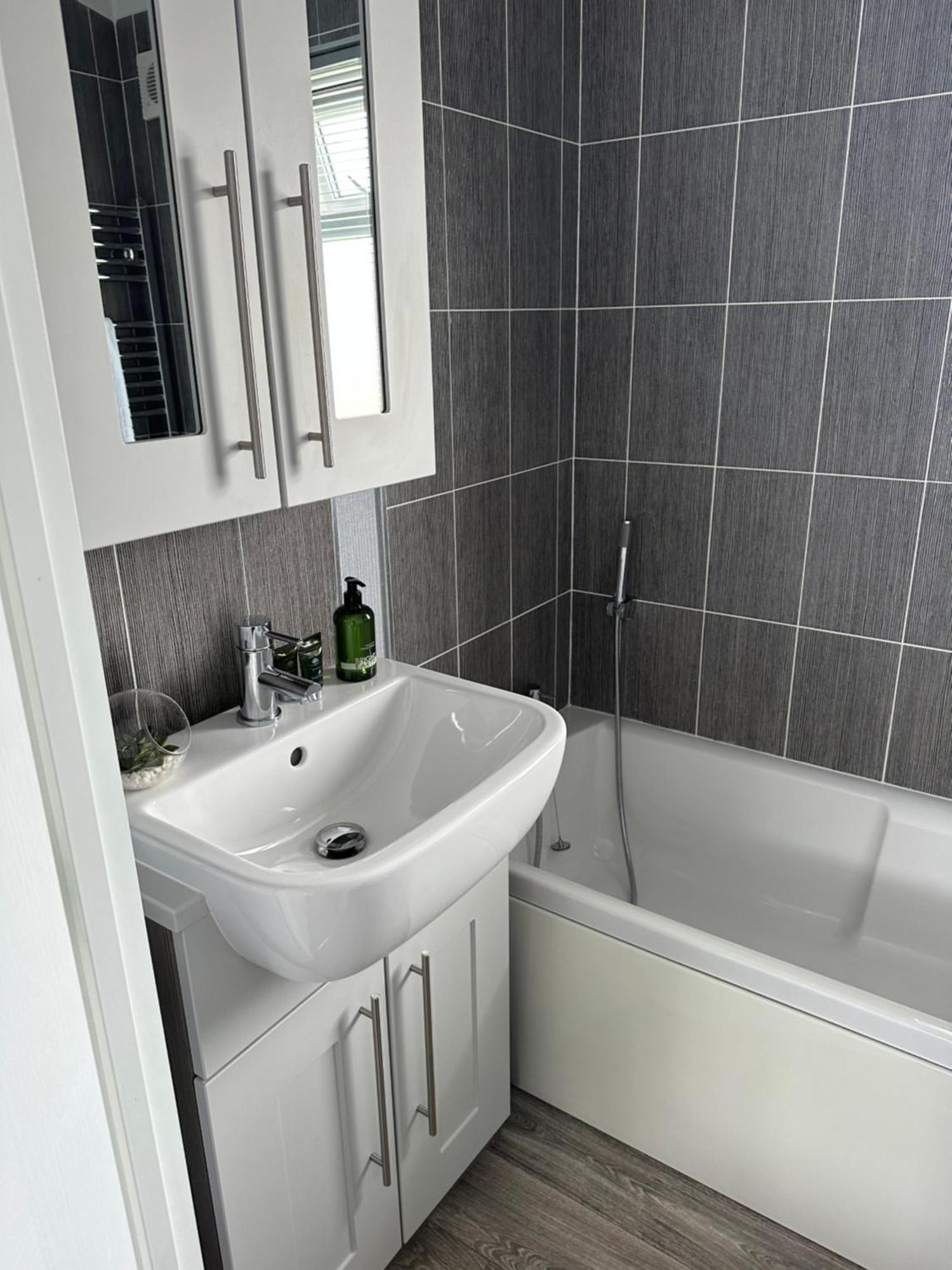 Orchard View Lodge وودهال سبا المظهر الخارجي الصورة